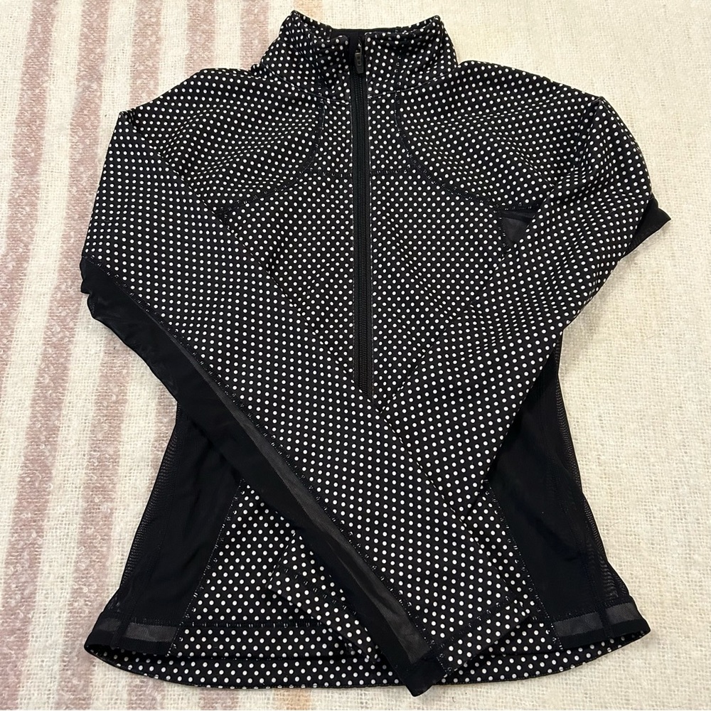Lululemon Catch Me Air Jacket